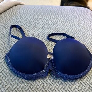Victoria's Secret Navy Lace Bra